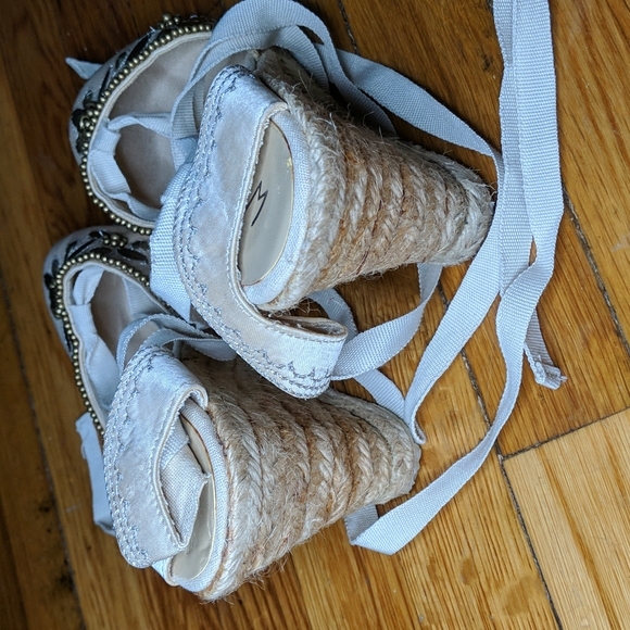 Wild pair Beijing wedges - Picture 3 of 8